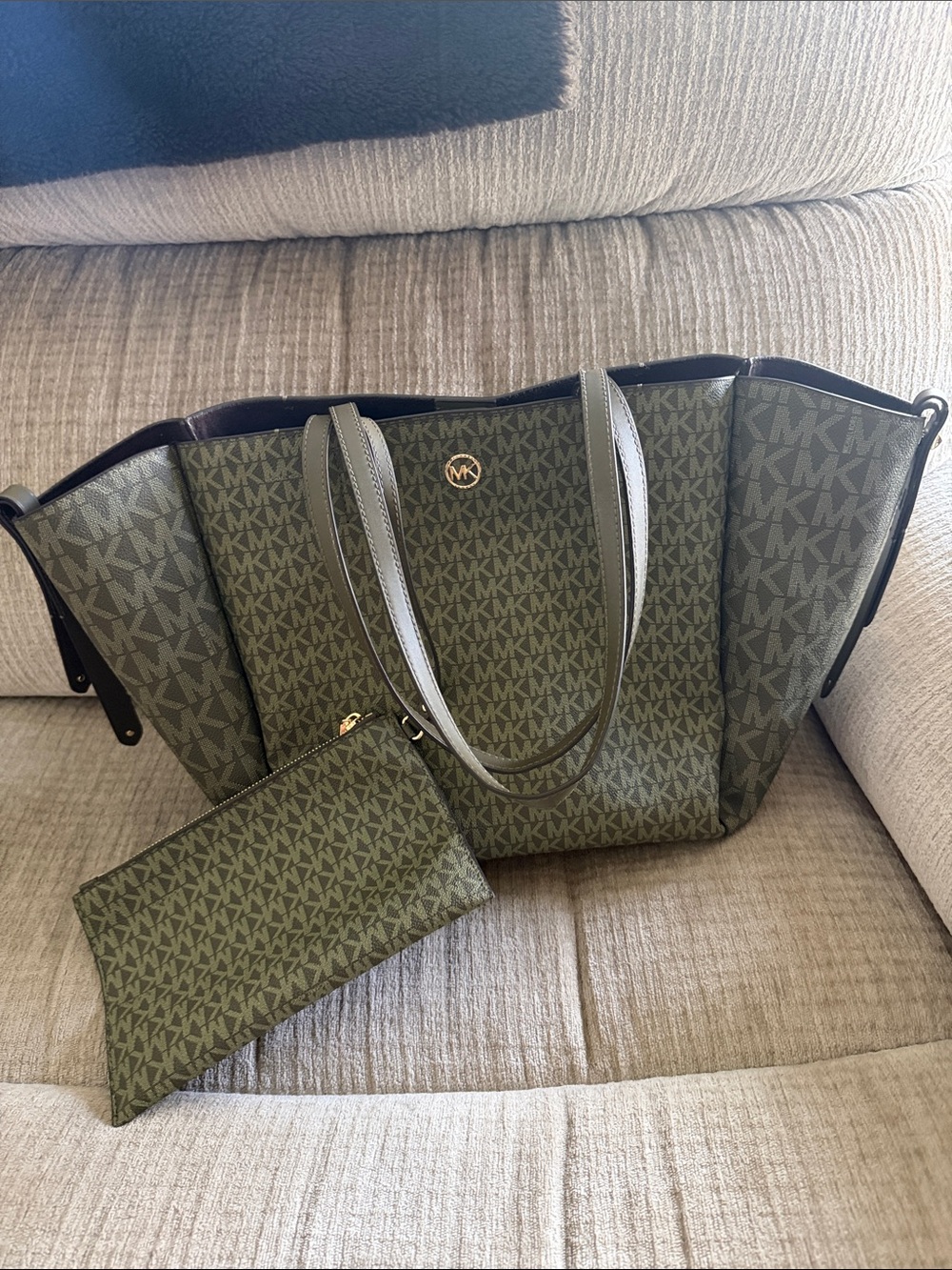 Michael Kors Freyre Olive Logo Tote with Matching Wristlet